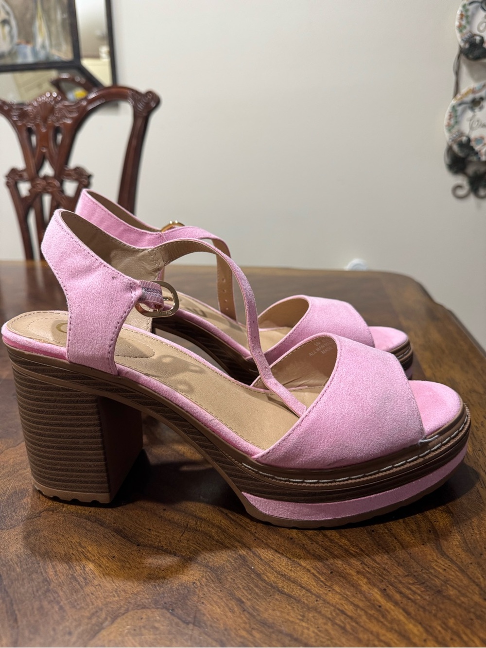 Cato Pink Platform Slingback Sandals - Picture 2 of 4